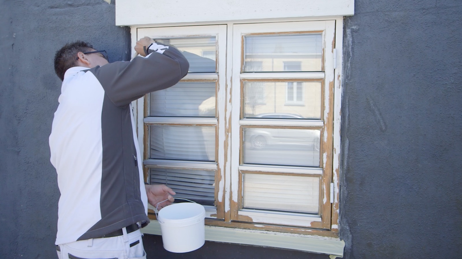 Napraw zniszczone obszary stolarki